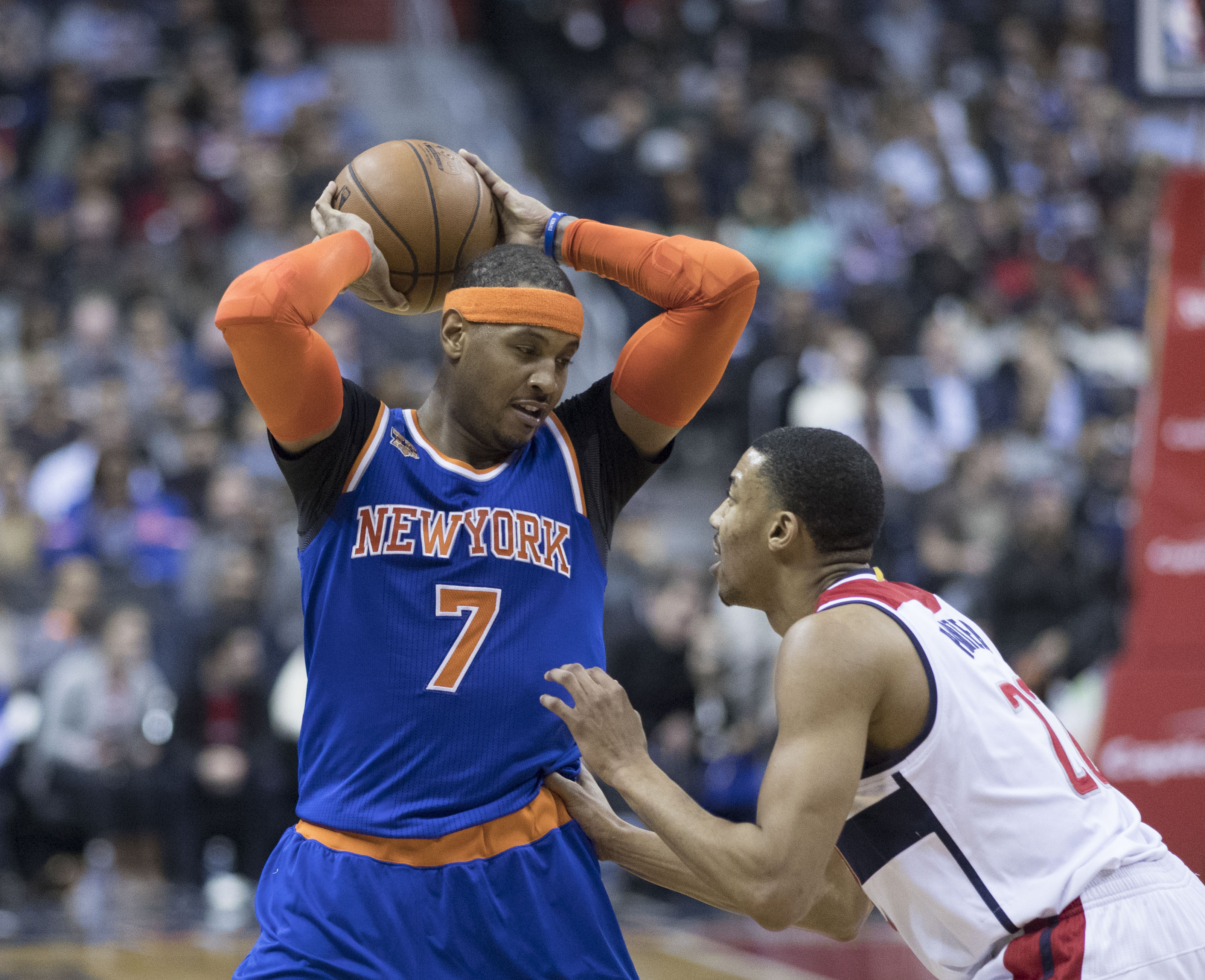 Carmelo Anthony gets 35 Points in Charity Game